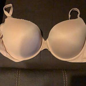 Victoria secret body by VS perfect shape bra